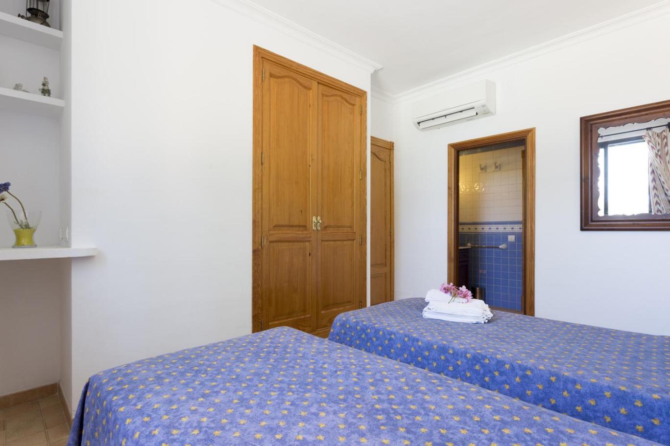 Villa With Private Mountain Ideal Runners Trailers Near Beach Approx 5 Min Walking Beach,Property Belong Puerto Pollensa Villas And Apartments 외부 사진